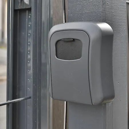 Le Chic & Raffine - Terrasse & Climatise Apartamento