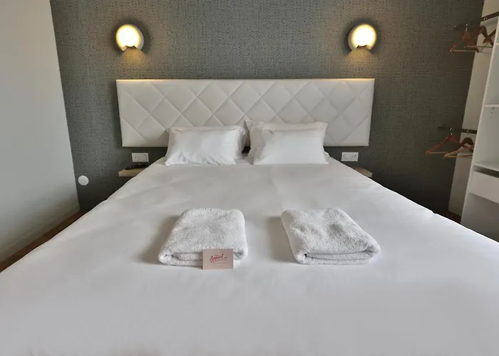 Le Chic & Raffine - Terrasse & Climatise *